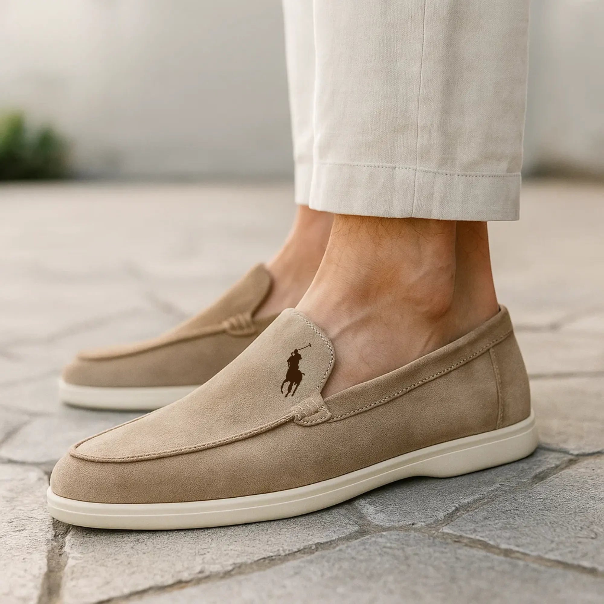 Klassische Mokassins aus Wildlederimitat